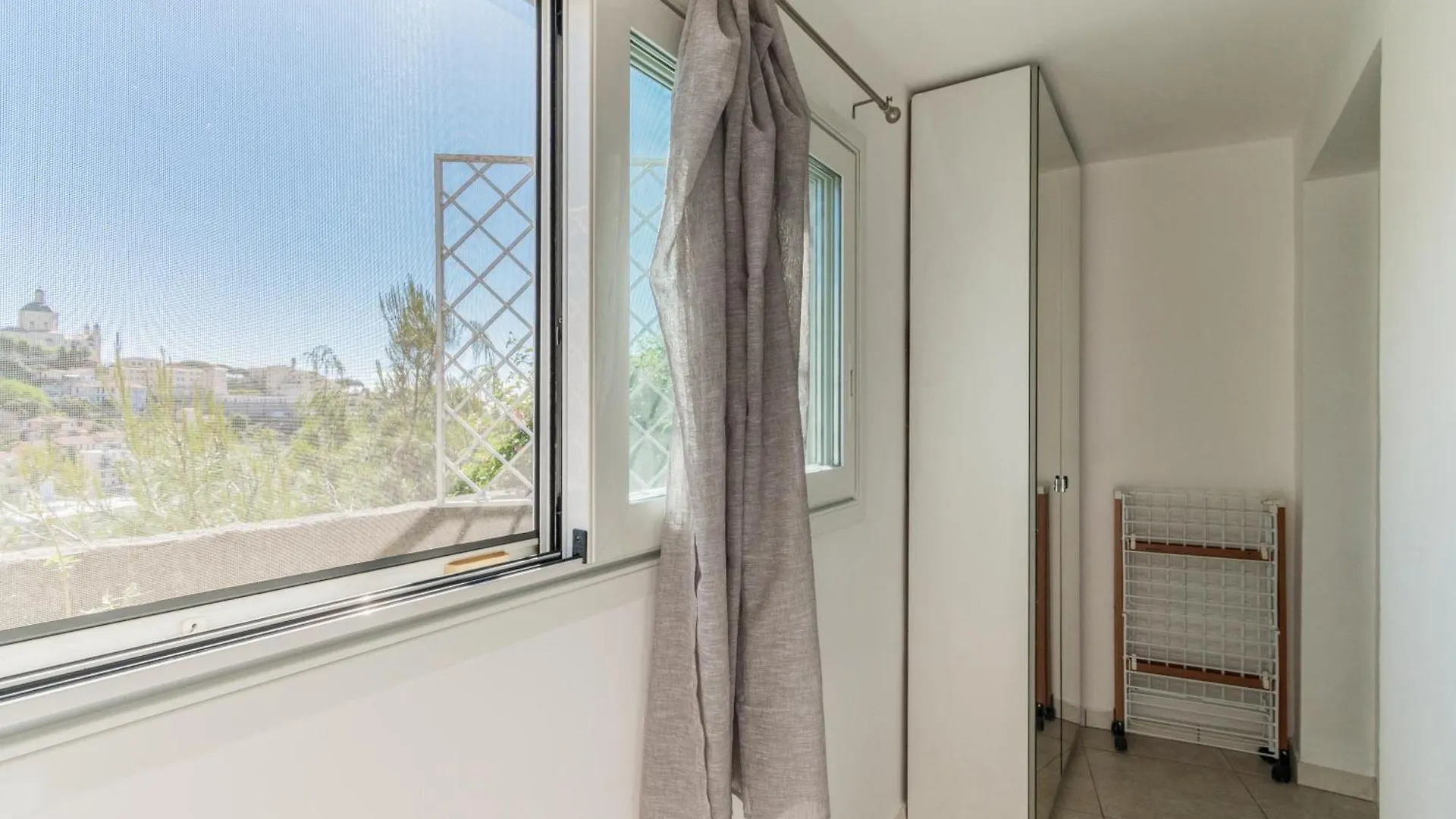 Appartement Stupendo Trilocale Posto Auto Gratuito - Wifi & Netflix à San Remo