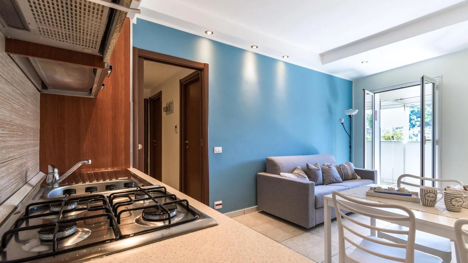 Appartement Stupendo Trilocale Posto Auto Gratuito - Wifi & Netflix à San Remo 0*,